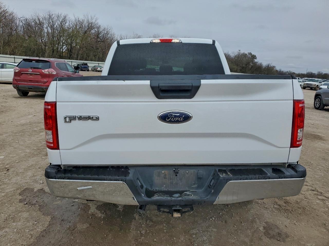 Ford F-150 Supercrew Image 11