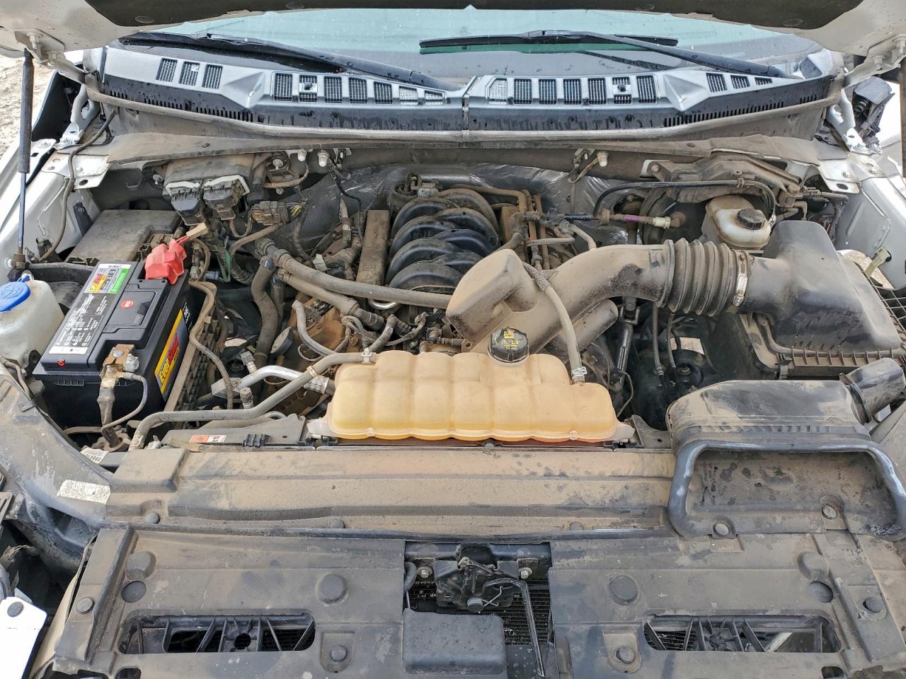 Ford F-150 Supercrew Image 3