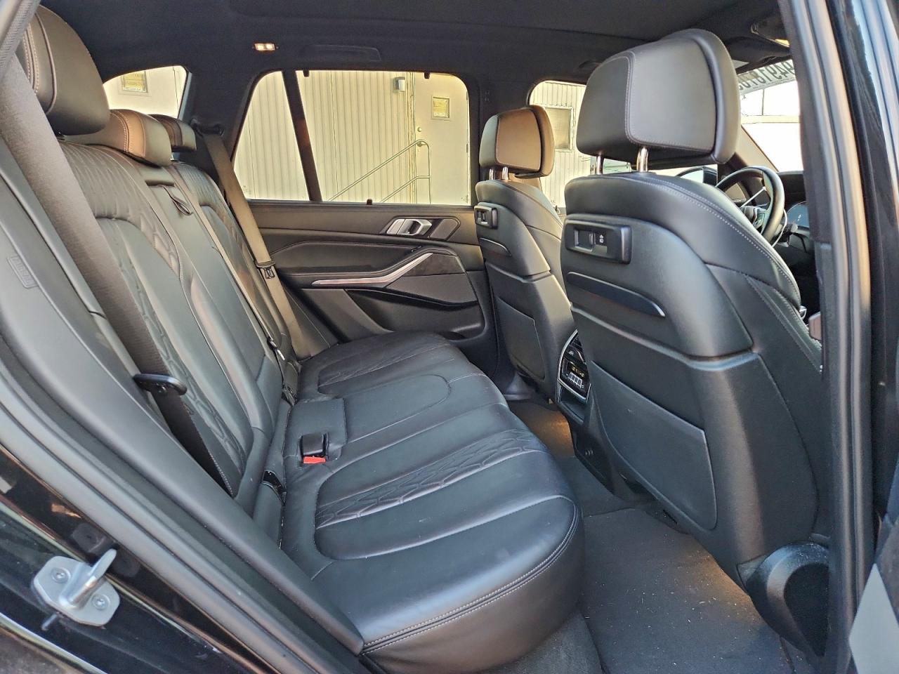 BMW X Series Sdrive 40i Image 6