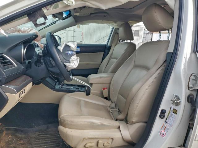 Subaru Outback 2.5i Limited Image 12