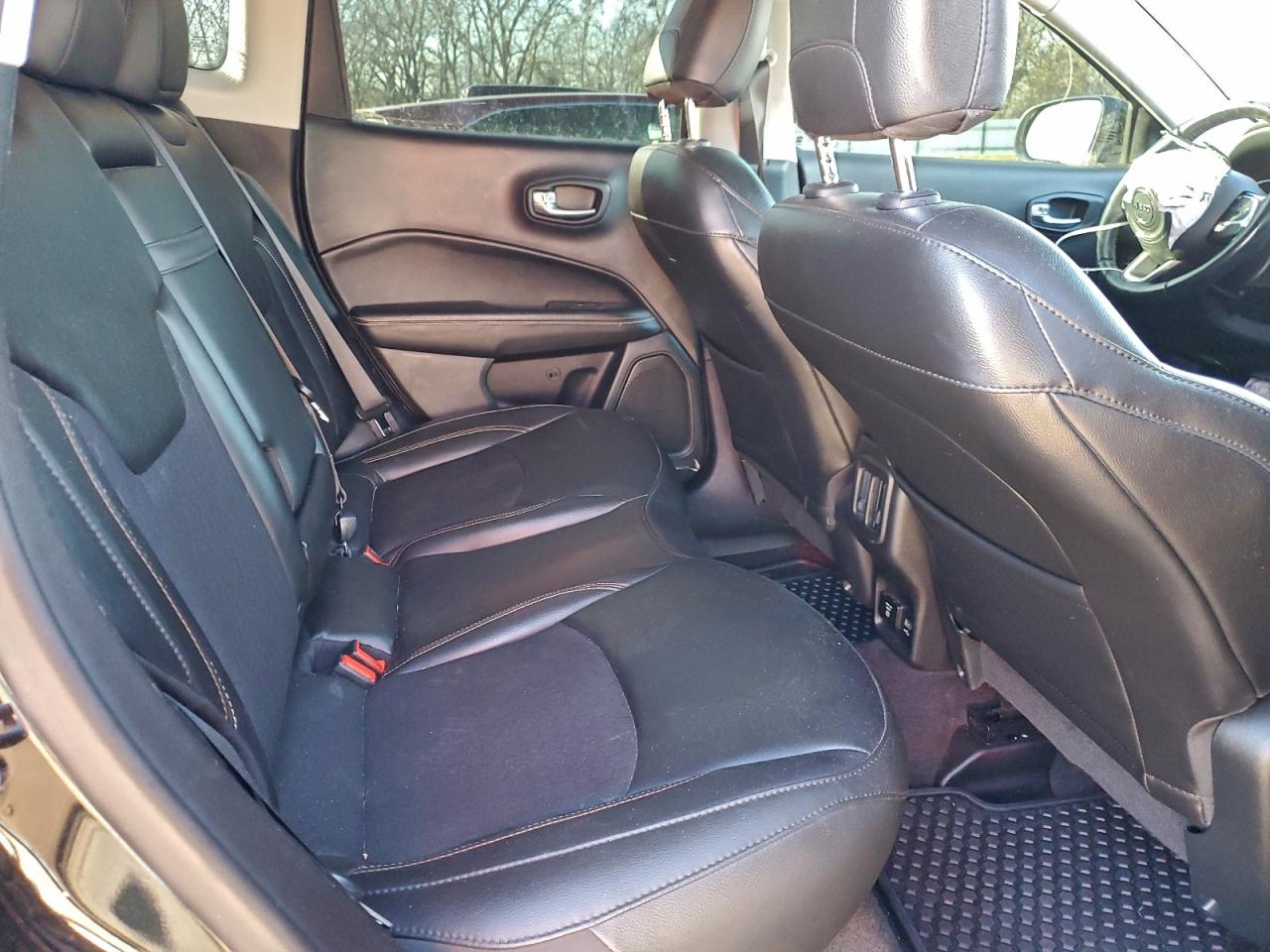 Jeep Compass Latitude Image 7