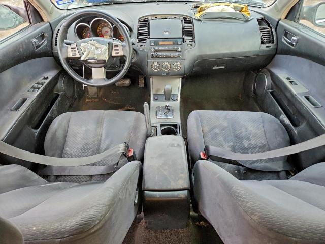 Nissan Altima S Image 6