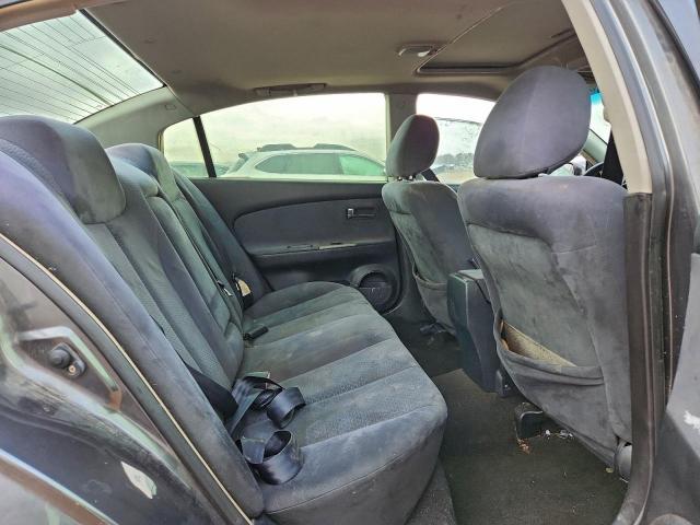 Nissan Altima S Image 12