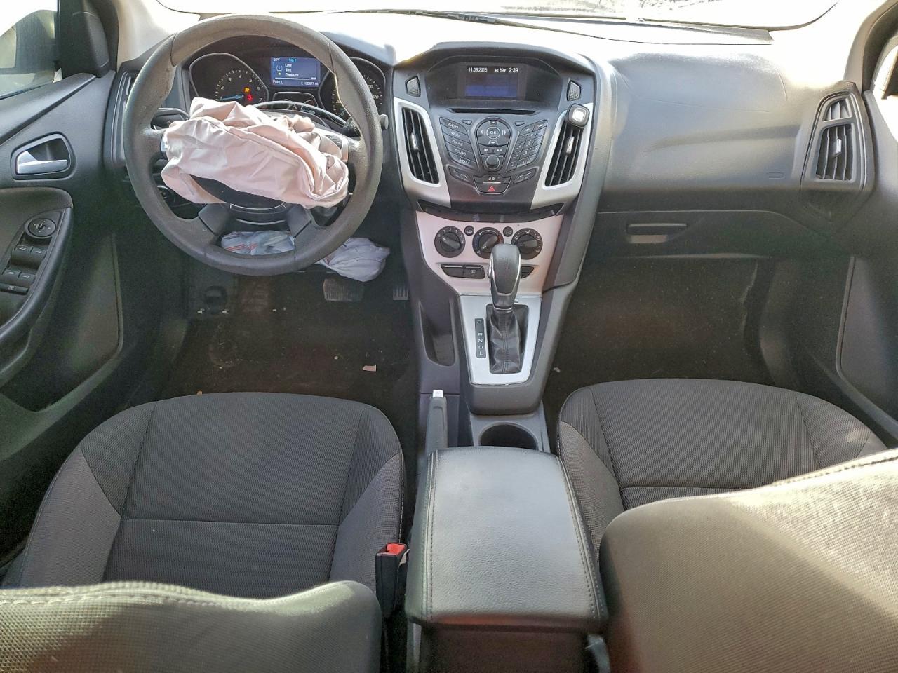 Ford Focus Se Image 11