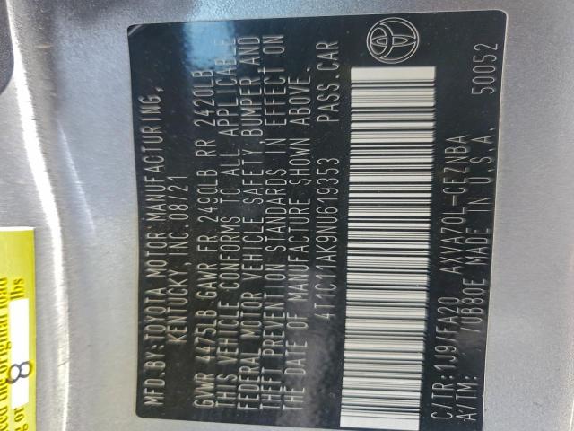 Toyota Camry Le Image 12