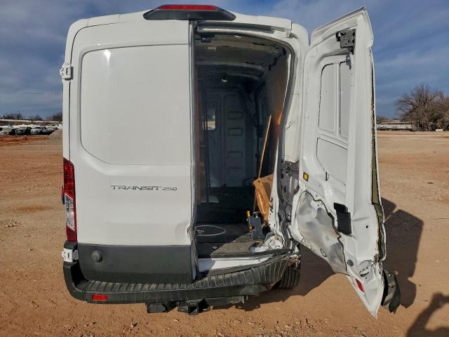 Ford Transit T-250 Image 2