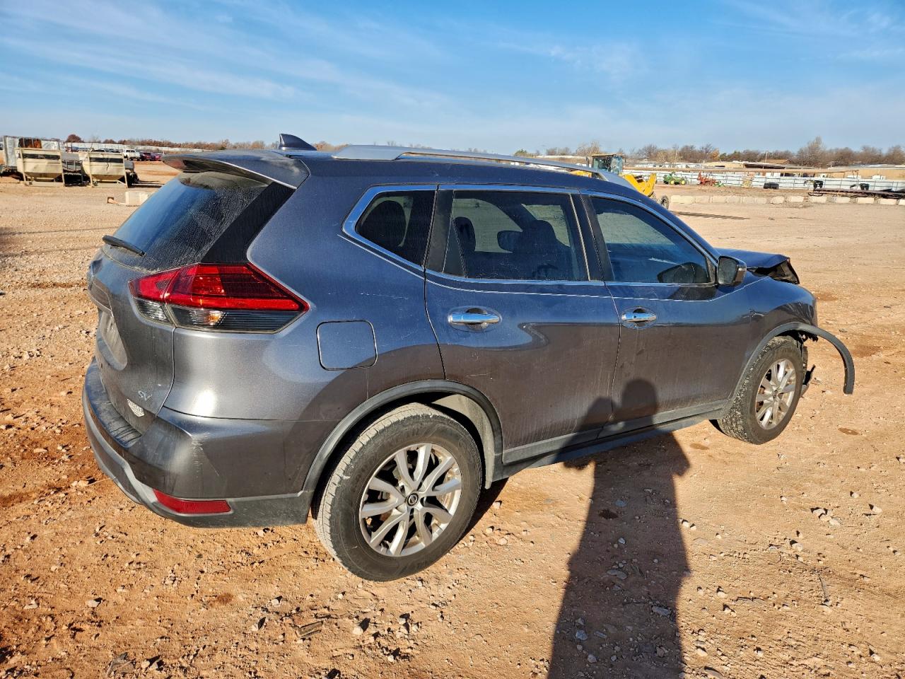 Nissan Rogue S Image 4