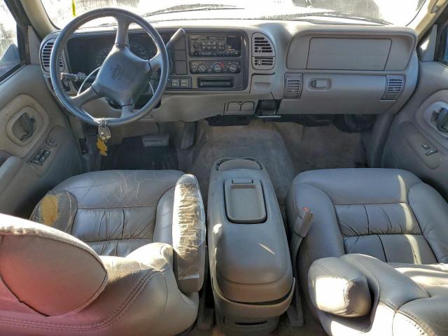 Chevrolet Suburban K1500 Image 7