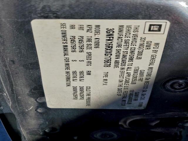 Chevrolet Suburban K1500 Image 12