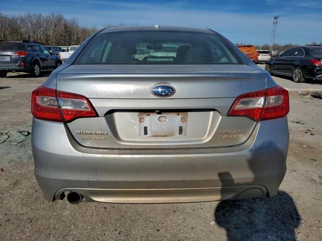 Subaru Legacy 2.5i Limited Image 12