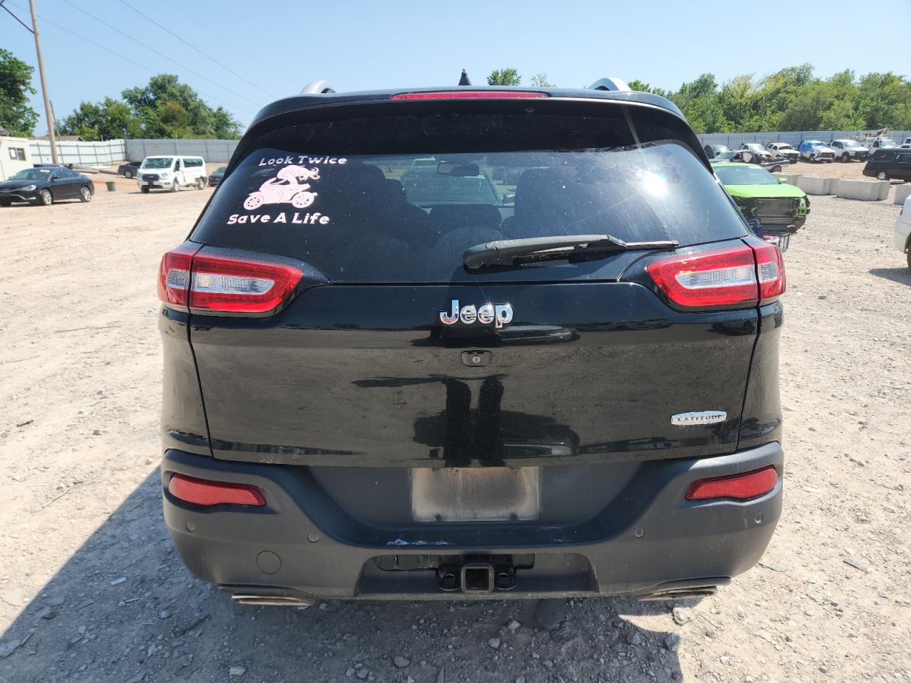 Jeep Grand Cherokee Latitude Image 3