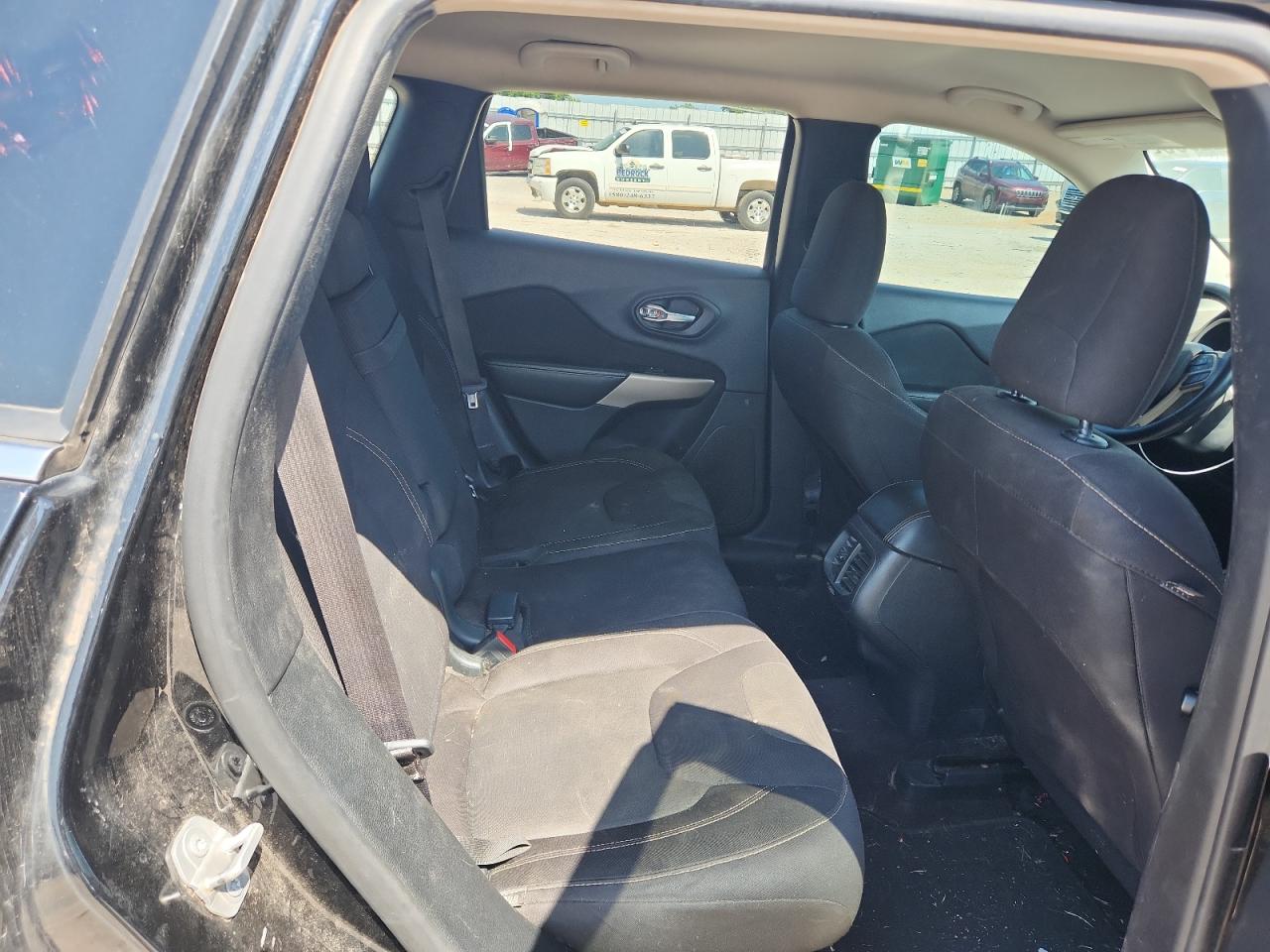 Jeep Grand Cherokee Latitude Image 7