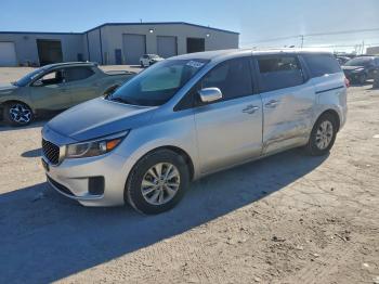  Salvage Kia Sedona