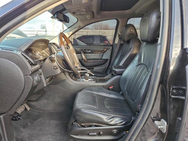 GMC Acadia Denali Image 12