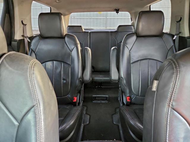 GMC Acadia Denali Image 3