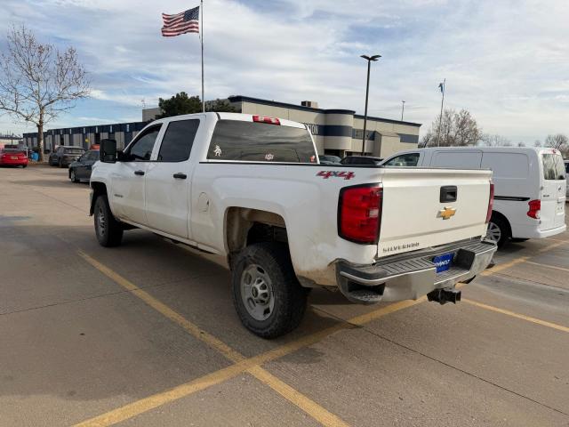 Chevrolet Silverado K2500 Heavy Duty Image 3