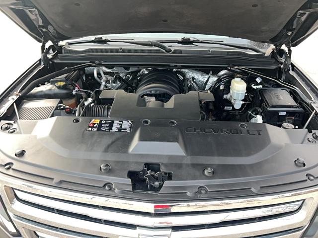 Chevrolet Suburban C1500 Ltz Image 5