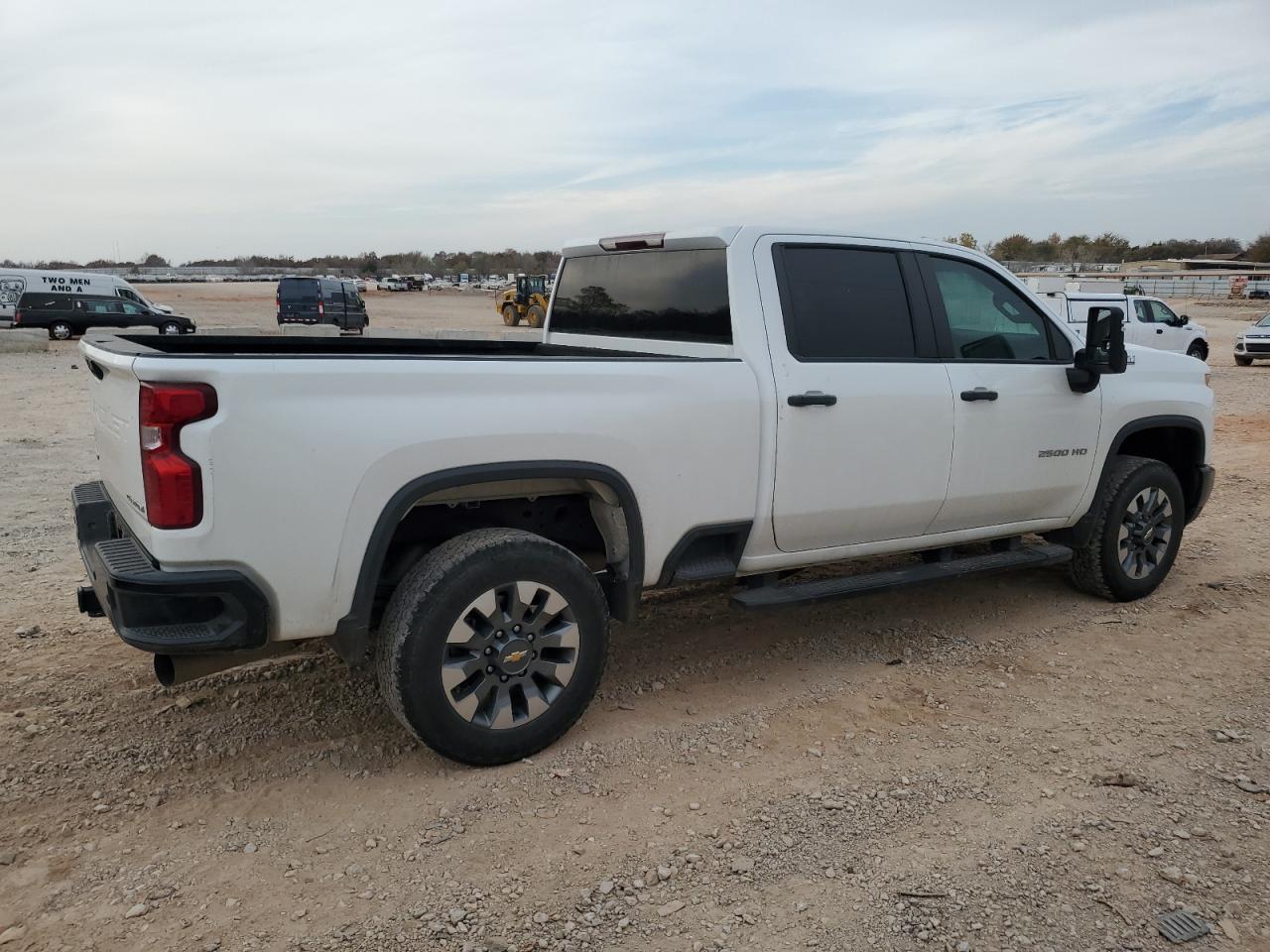 Chevrolet Silverado K2500 Custom Image 7
