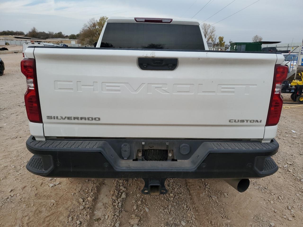 Chevrolet Silverado K2500 Custom Image 8