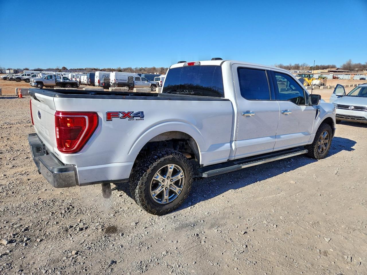 Ford F-150 Supercrew Image 4