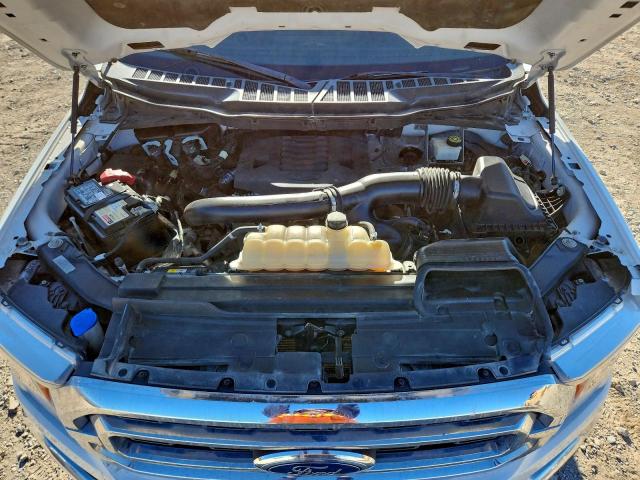 Ford F-150 Supercrew Image 12