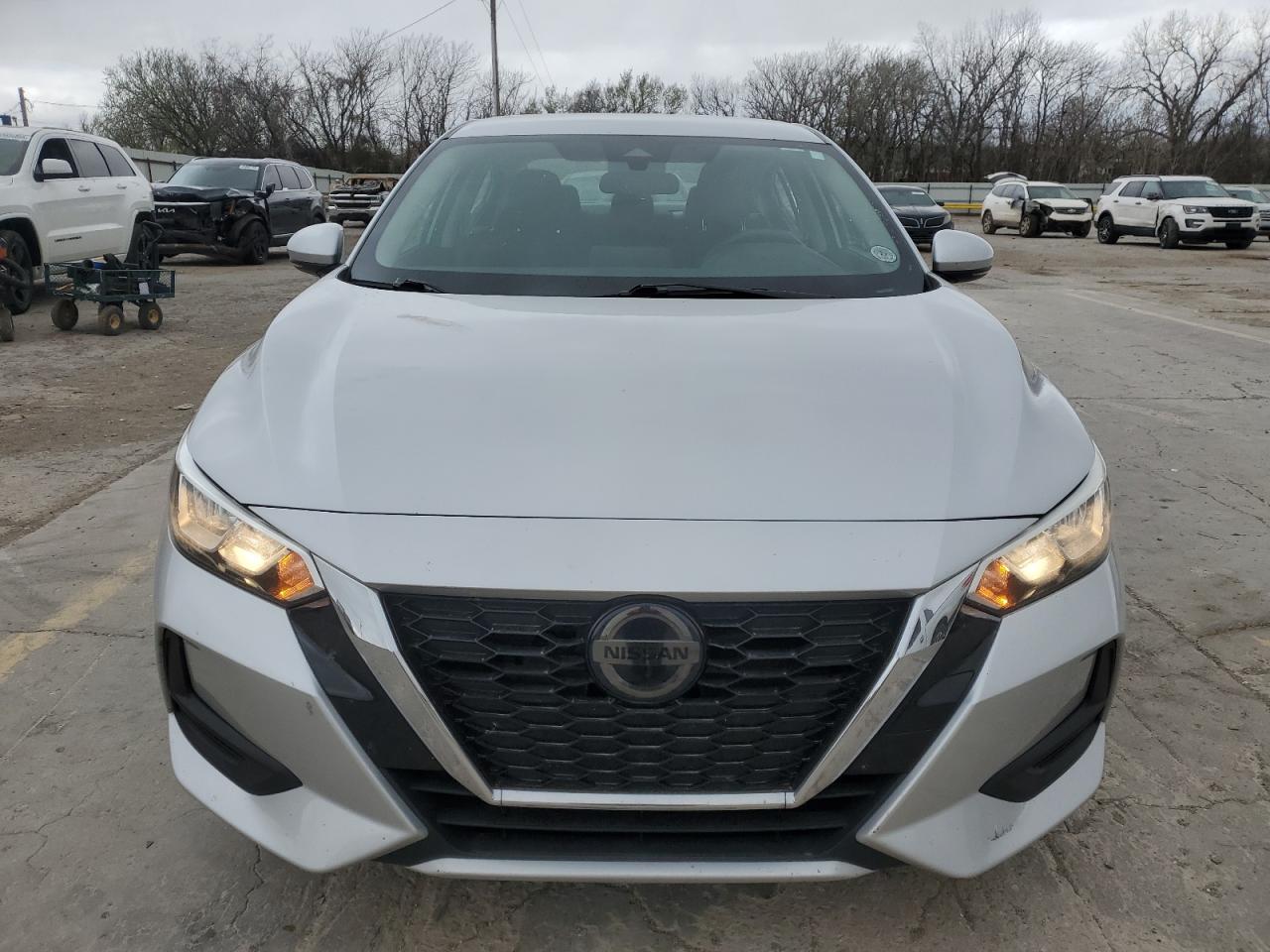 Nissan Sentra Sv Image 5