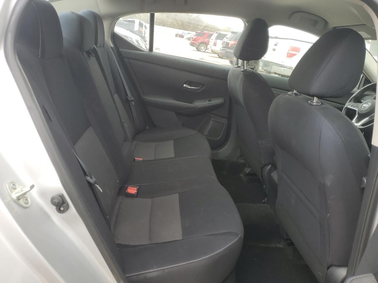 Nissan Sentra Sv Image 9