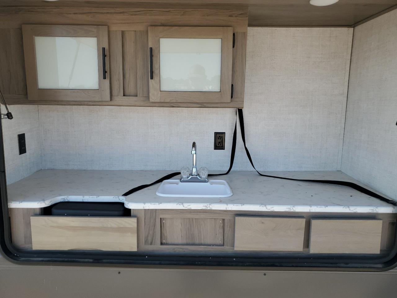 Gulf Stream Conquest Image 6