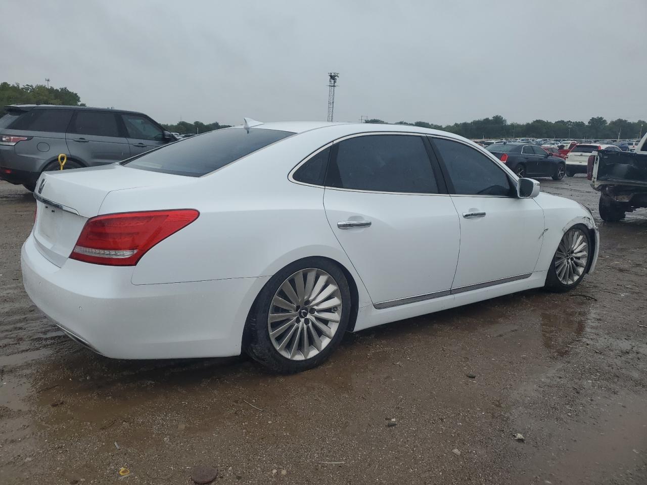 Hyundai Equus Signature Image 11