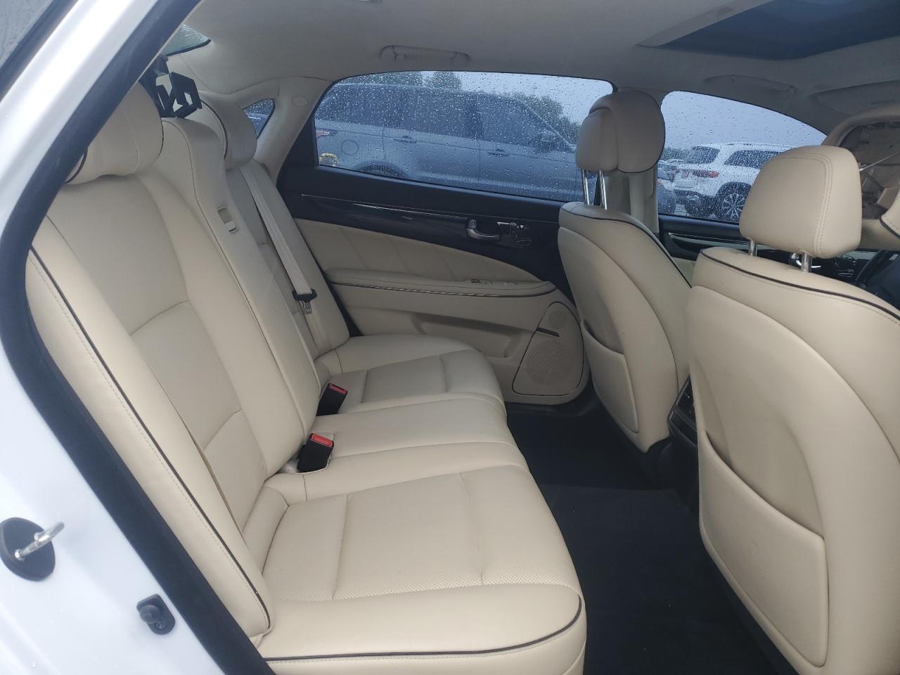 Hyundai Equus Signature Image 2