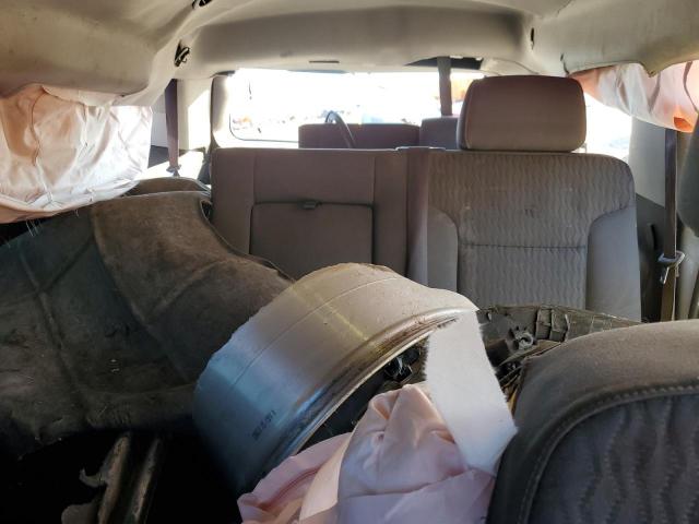 GMC Yukon Sle Image 11