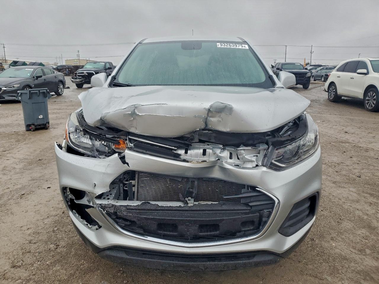 Chevrolet Trax Ls Image 8