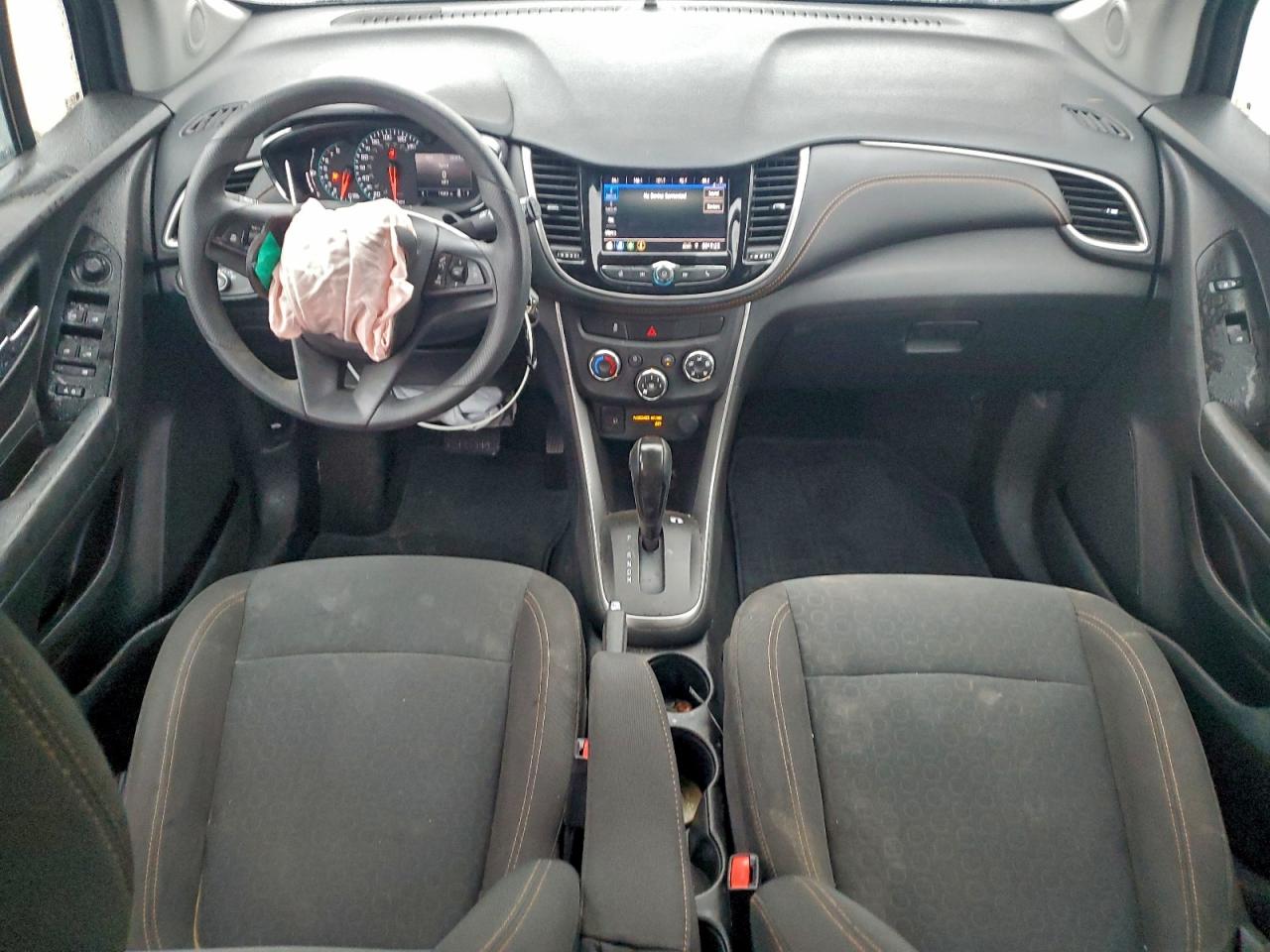 Chevrolet Trax Ls Image 11