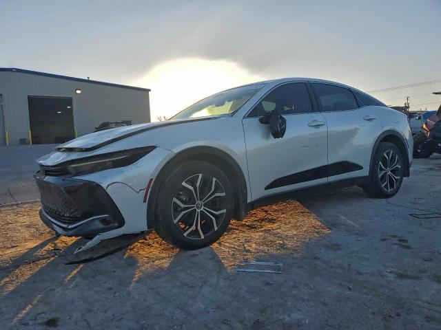  Salvage Toyota Crown Xle