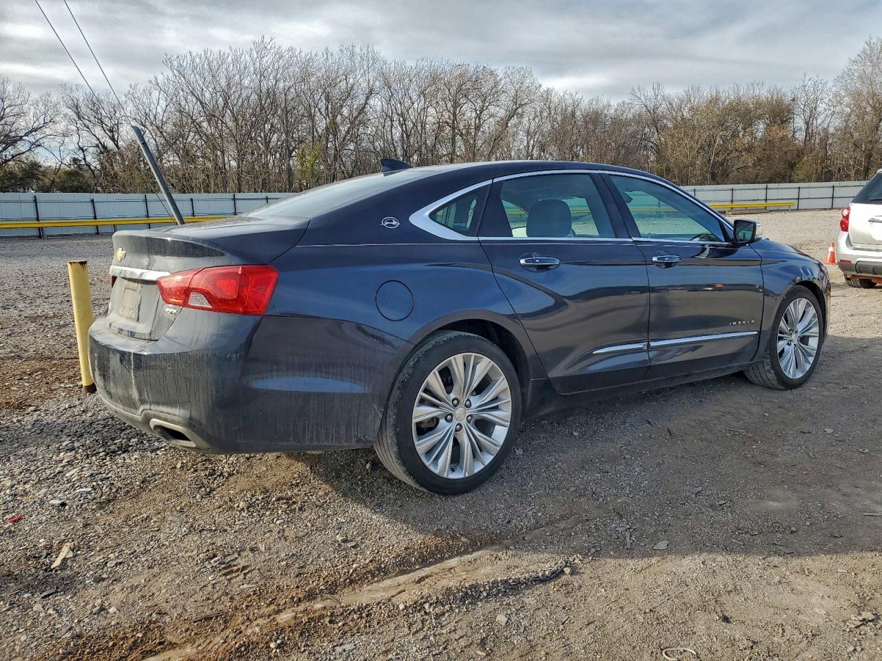 Chevrolet Impala Ltz Image 2