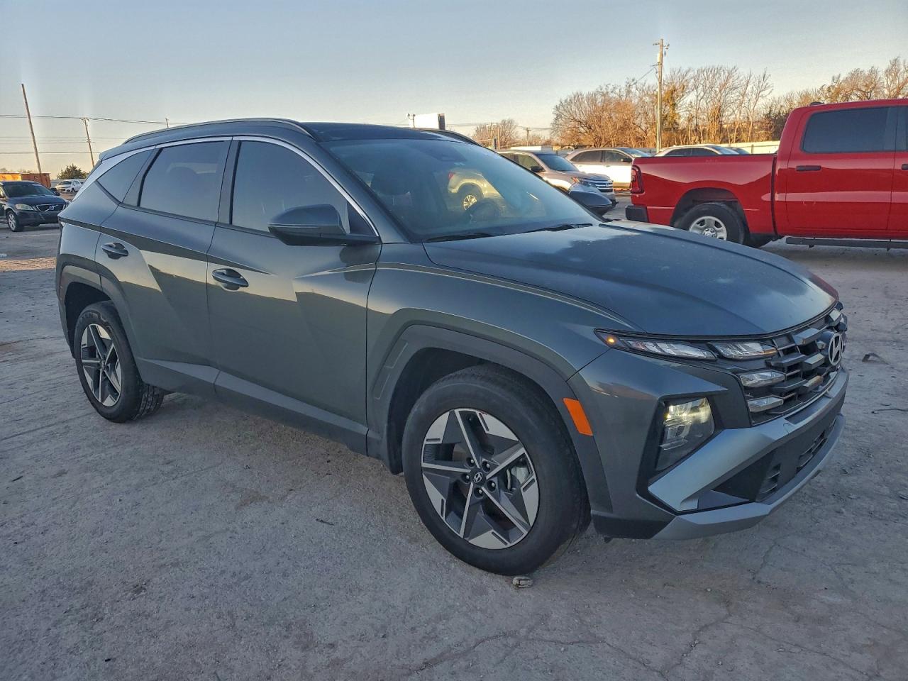 Hyundai TUCSON Sel Convenience Image 4