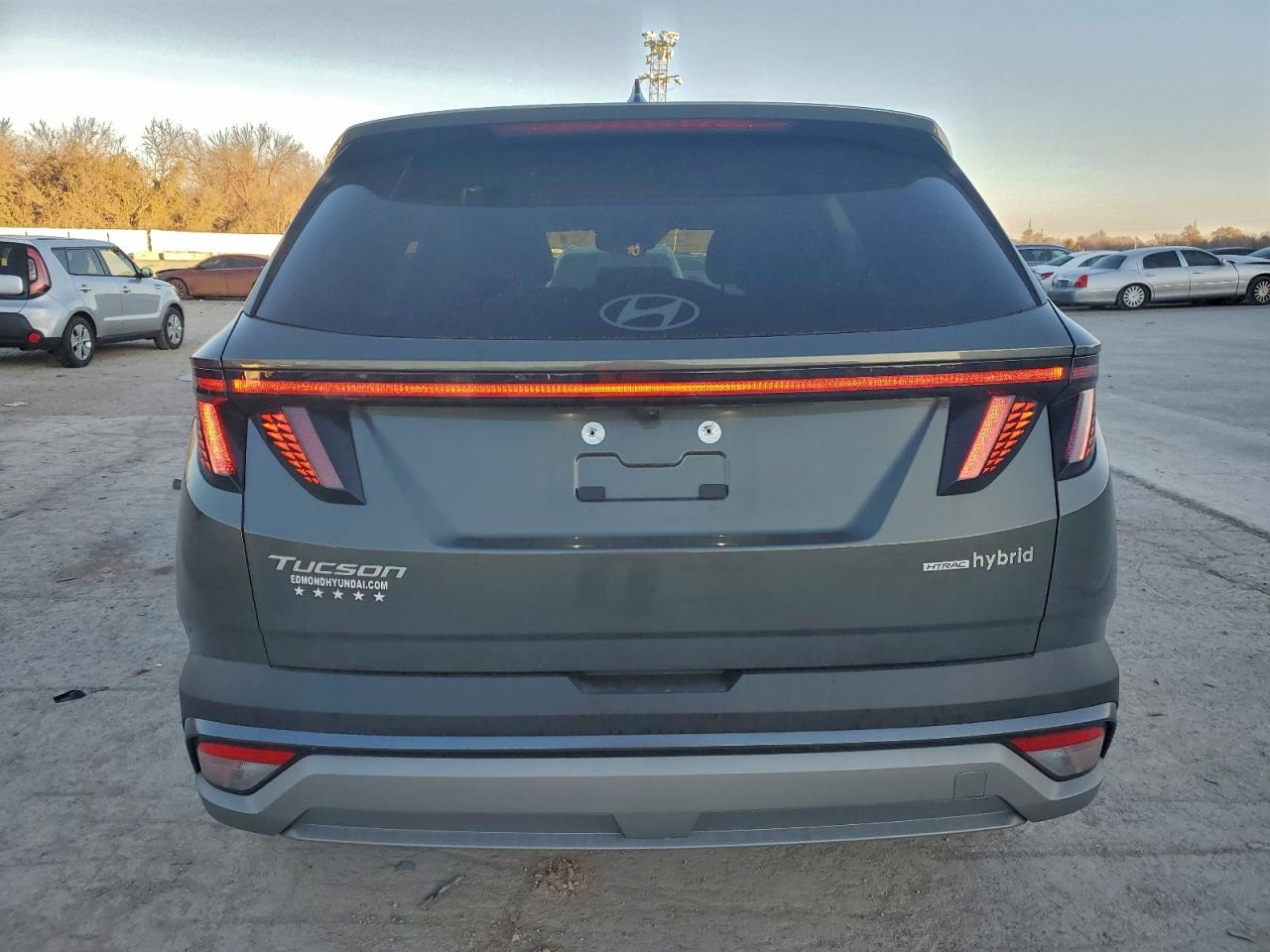 Hyundai TUCSON Sel Convenience Image 12