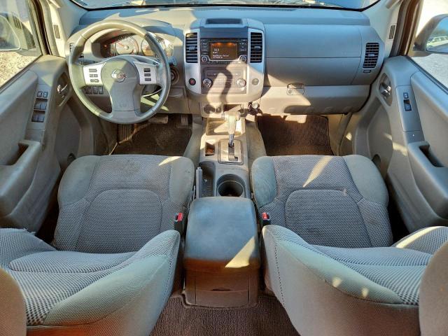 Nissan Frontier S Image 9