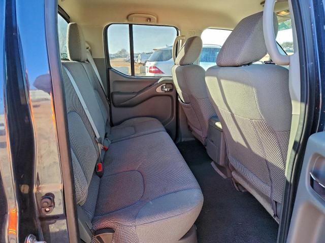 Nissan Frontier S Image 4