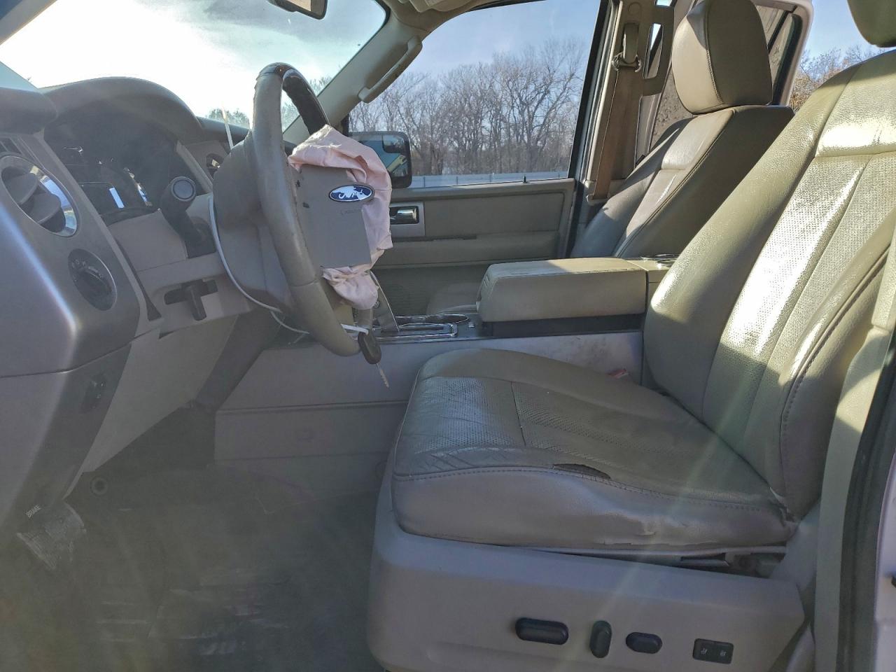 Ford Expedition El Limited Image 9