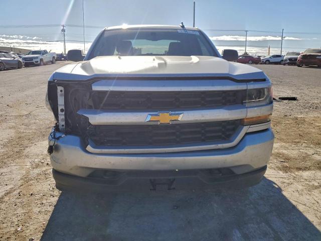 Chevrolet Silverado C1500 Custom Image 2