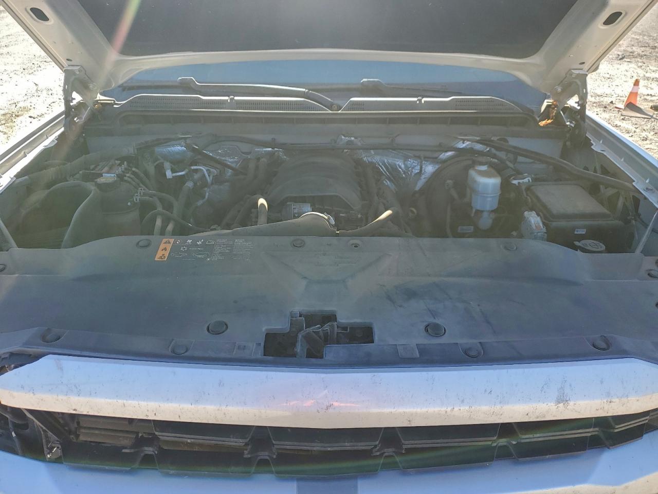 Chevrolet Silverado C1500 Custom Image 12