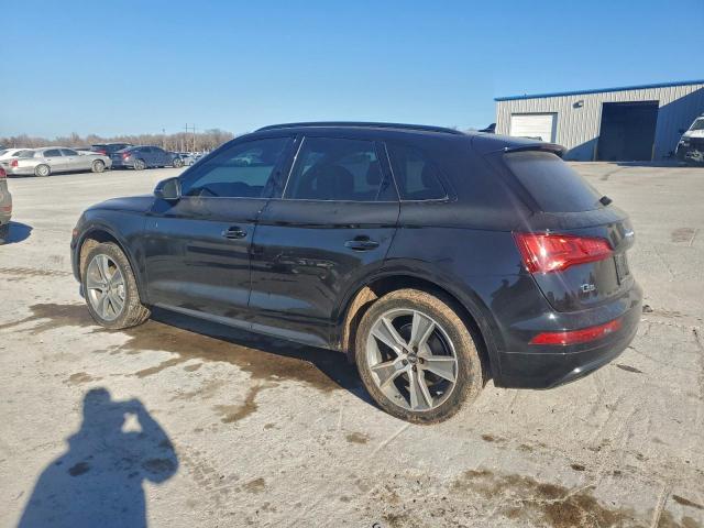 Audi Q5 Premium Plus Image 2