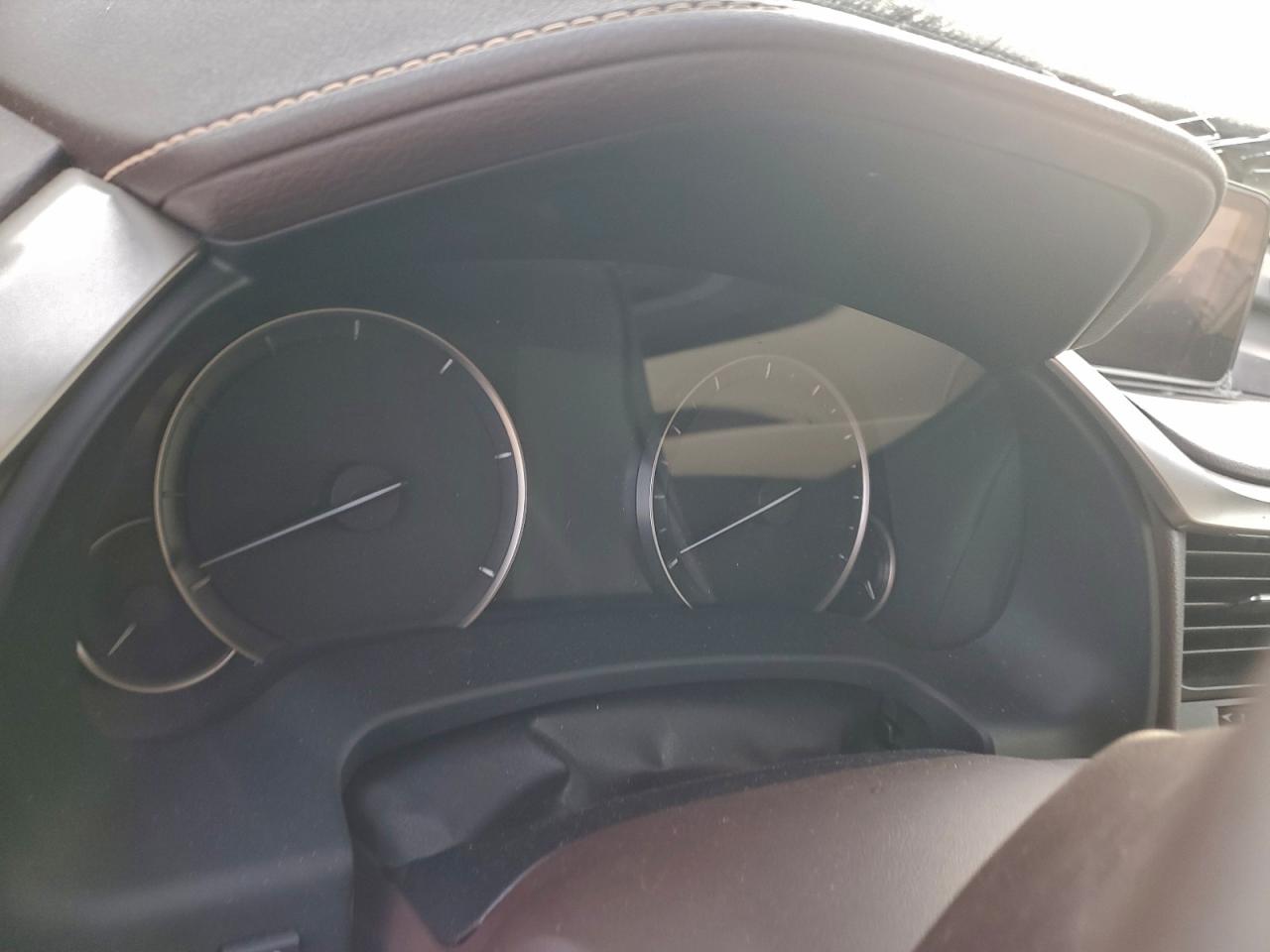 Lexus RX 350 Base Image 9