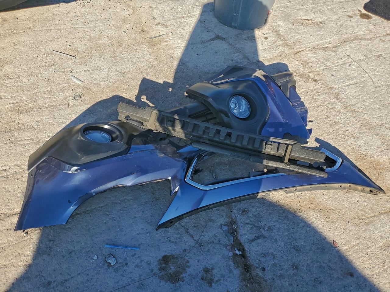 Subaru Outback 2.5i Limited Image 8