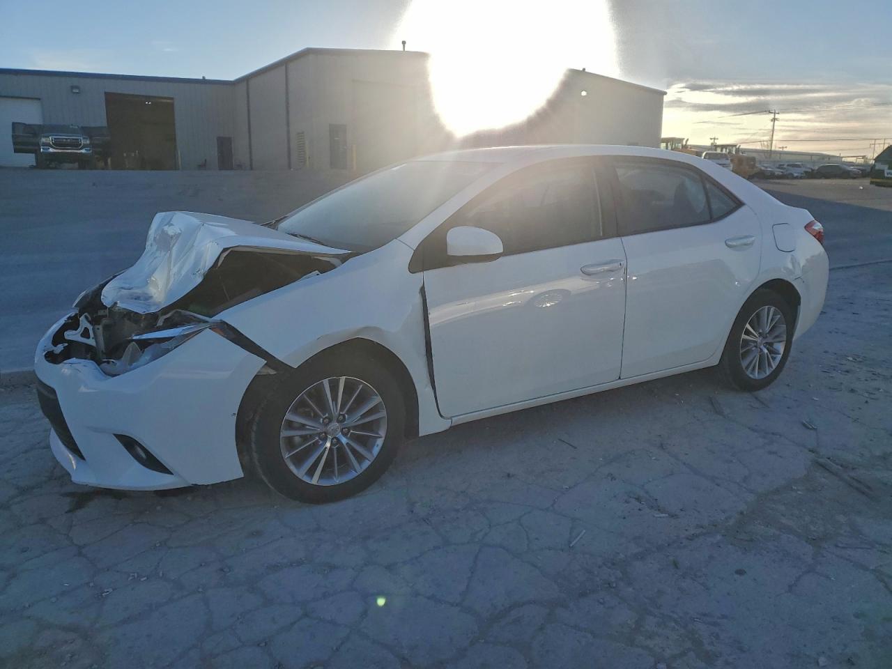 Toyota Corolla L Image 1