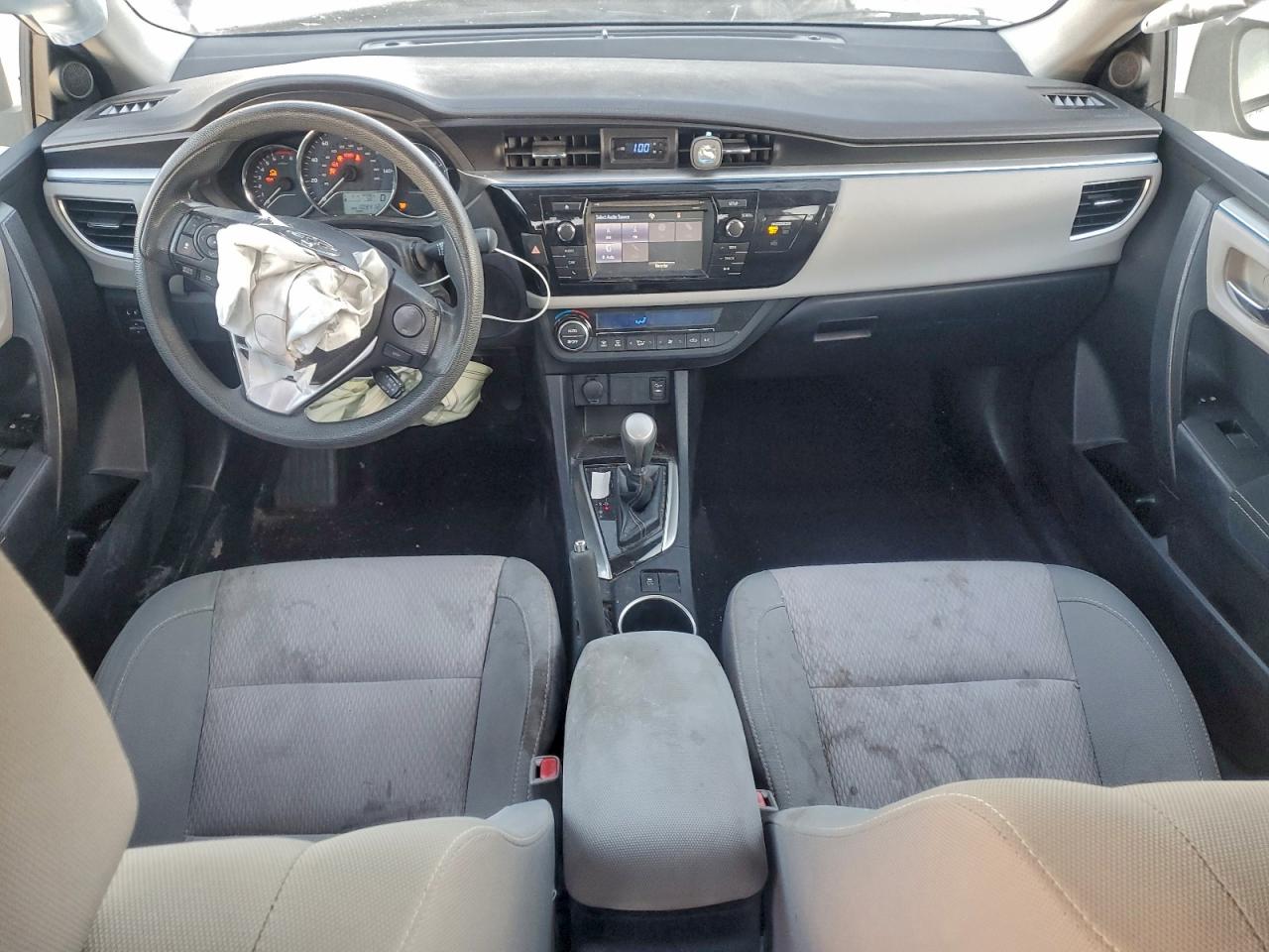 Toyota Corolla L Image 7