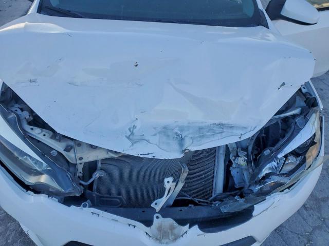 Toyota Corolla L Image 6