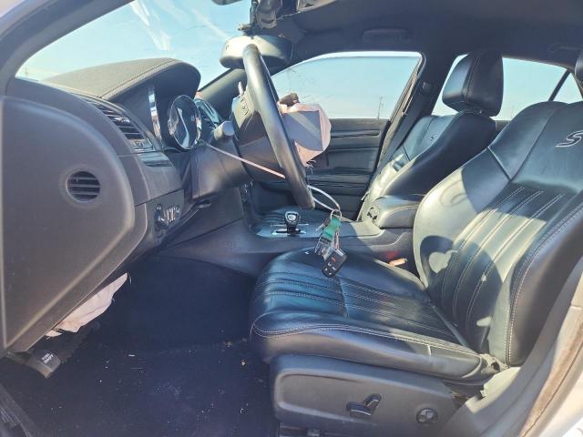 Chrysler 300 S Image 9