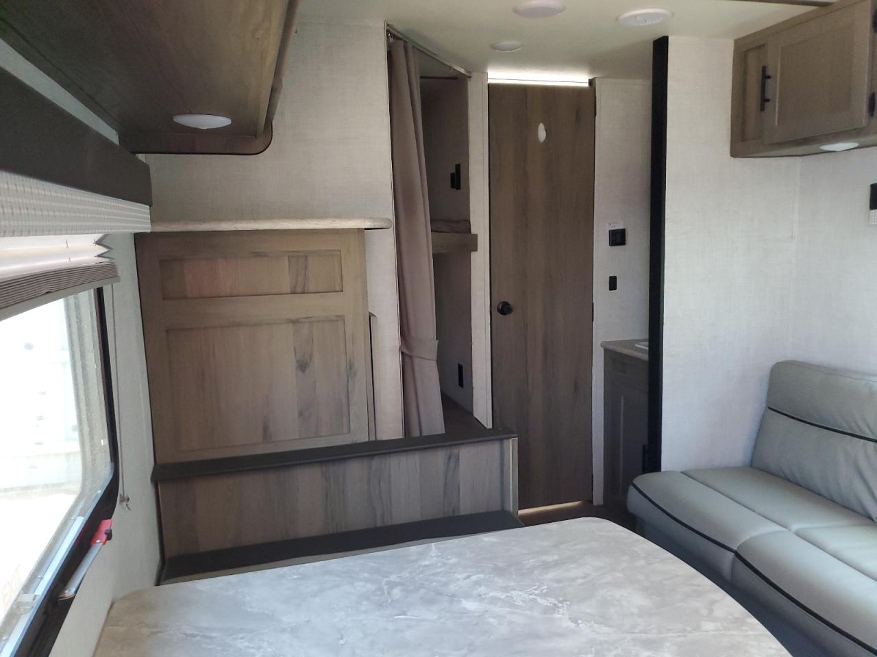 Gulf Stream Kingsport Image 6